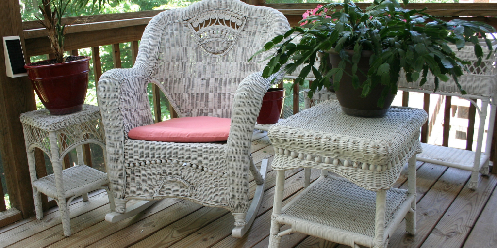 How to Design Porch Accents