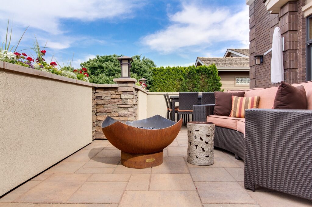 What is the best outdoor furniture for Arizona