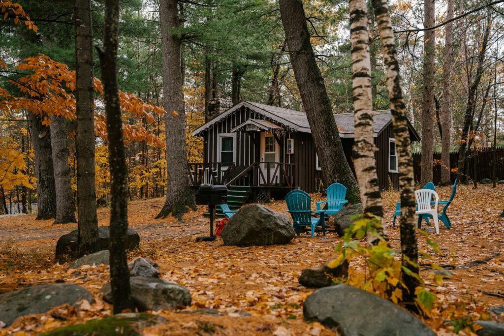 What are some budget-friendly ideas for decorating a country porch