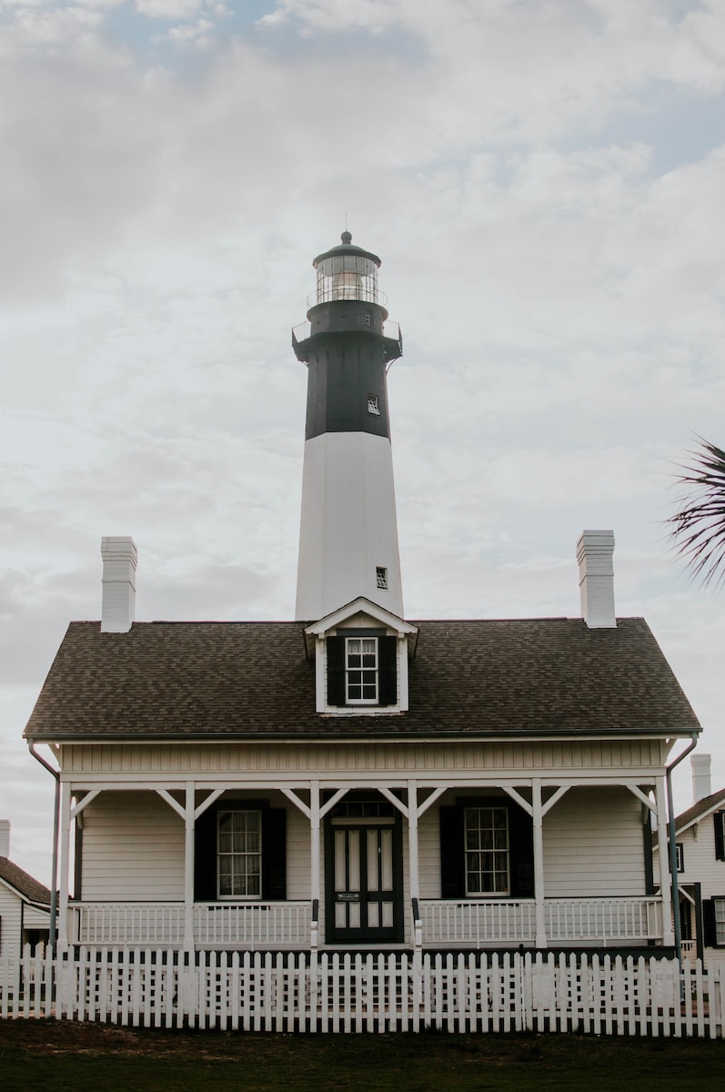 how-to-repair-porch-roof-4-basic-steps